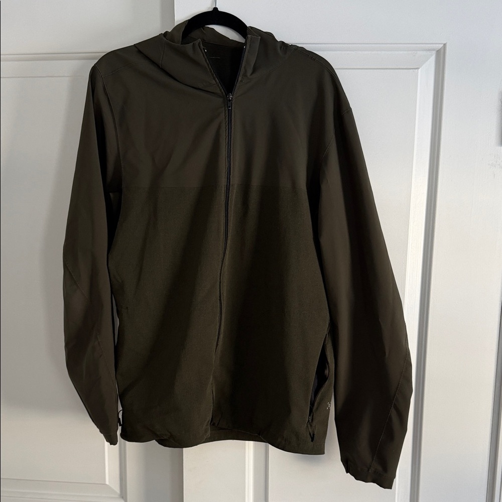 lululemon athletica Men's Dark Green Hoodie